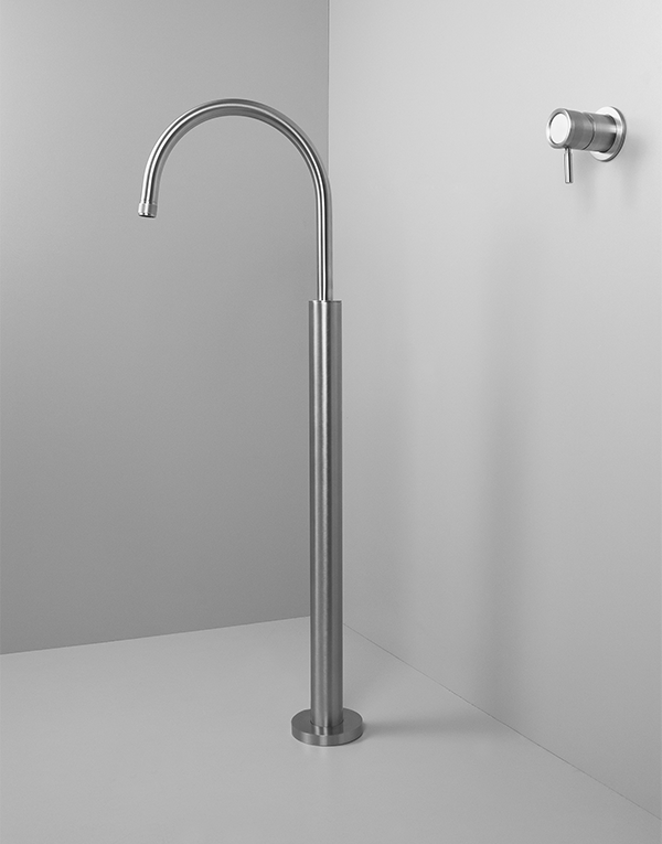 Floorstanding spout Ø45mm stainless steel inox 316L, finish 022 - brushed