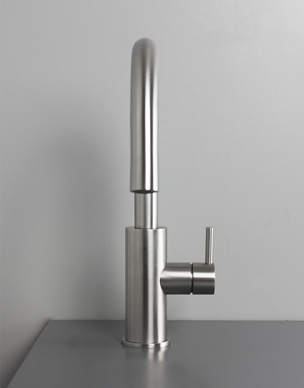 Miscelatore lavabo Ø44mm inox 316L s / scarico, bocca l. 18cm, finitura 022 - brushed